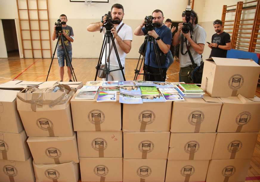 Pogledajte plan: Grad Banjaluka započinje isporuku prikupljenih udžbenika u druge opštine Srpske