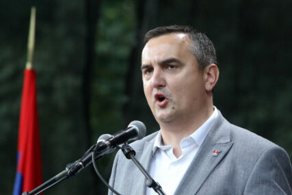 "Ako nekome smeta, ZABOLI ME" Kontroverzni bivši gradonačelnik Prijedora najavio da se vraća u politiku