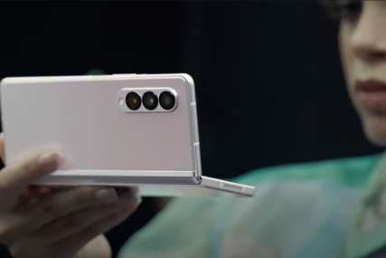 TELEFON NA PREKLAPANJE Samsung predstavio novi Galaksi Z Fold3 (VIDEO)