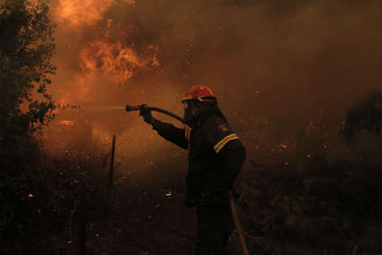 Novi požar na Eviji: Poziv mještanima da se evakuišu