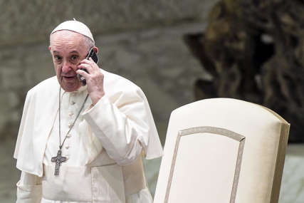 Papa Franja poziva na dijalog: Želi okončanje sukoba u Avganistanu
