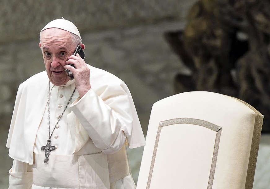Papa Franja poziva na dijalog: Želi okončanje sukoba u Avganistanu