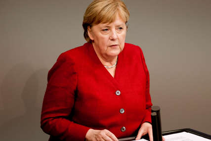 Potrebna međunarodna pomoć: Boris Džonson i Angela Merkel razgovarali o situaciji u Avganistanu