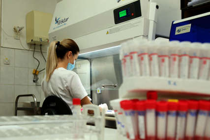 Pada broj preminulih: U Srbiji potvrđeno još 2.231 novi slučaj virusa korona