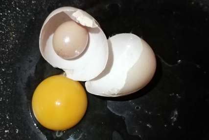 Jovanka u jajetu pronašla još jedno jaje "Izgledalo je kao Kinder, sa iznenađenjem unutra" (FOTO)