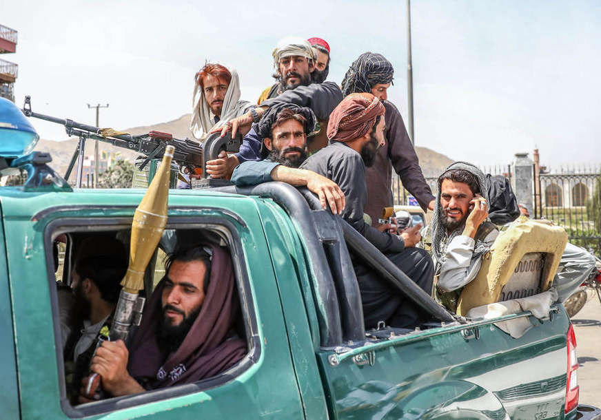 Talibani ne prestaju sa slavljem: Pobedu proslavljaju velikom vojnom paradom