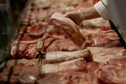 POKUŠAJTE OGRANIČITI KONZUMACIJU Evo šta se dešava u tijelu ako svaki dan jedete meso