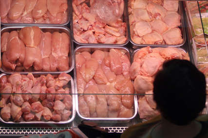 Peradari pozivaju na oprez: Odleđena piletina iz Turske prodaje se kao „svježe“ meso