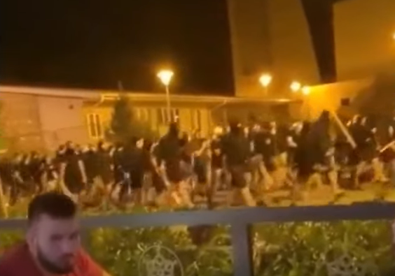 HAOS U ZAGREBU Potukli se navijači Legije i Dinama (VIDEO)