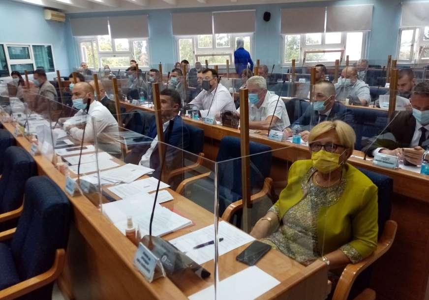 "Nisam čovjek koji popušta pod pritiskom investitora" Na prijedlog gradonačelnika povučen regulacioni plan koji predviđa izgradnju pumpe kraj Sane u Prijedoru