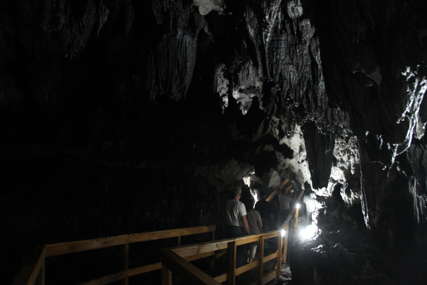 NA DUBINI OD 100 METARA U pećini povrijeđena žena speleolog, u toku akcija spasavanja
