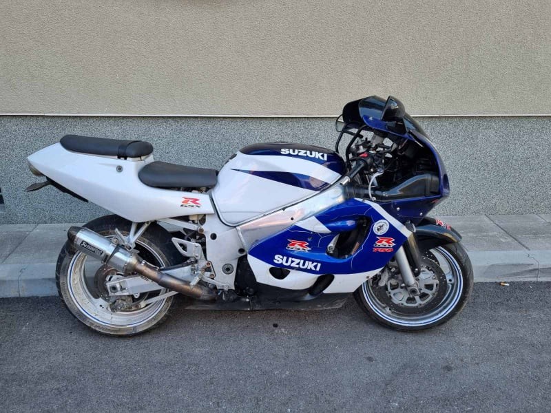 Za kazne duguje 11.000 KM:  Policija oduzela motor "suzuki"