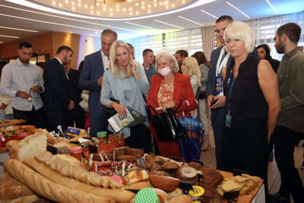 Cvijanovićeva posjetila Festival domaćih proizvoda “Podrška inicijativama koje promovišu Srpsku”