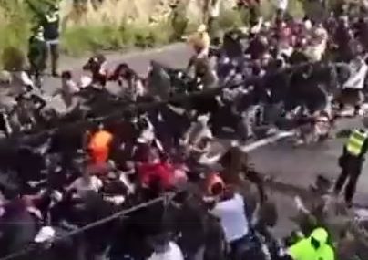 Hapšenja u Australiji: Demonstranti probili kordon, povrijeđeno nekoliko policajaca (VIDEO)