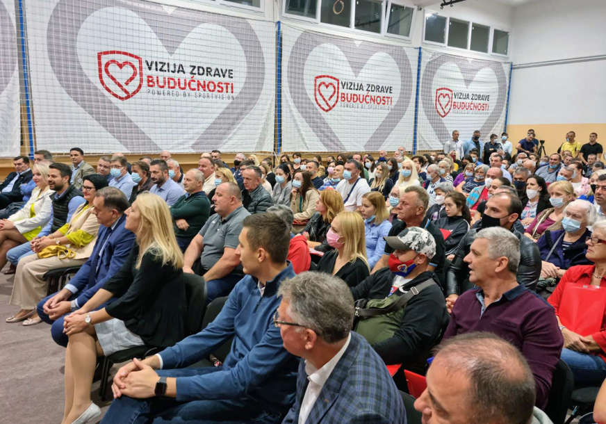 "SNSD rehabilituje svoju organizaciju" Dodik poručio da stranka osvježava članstvo u Banjaluci