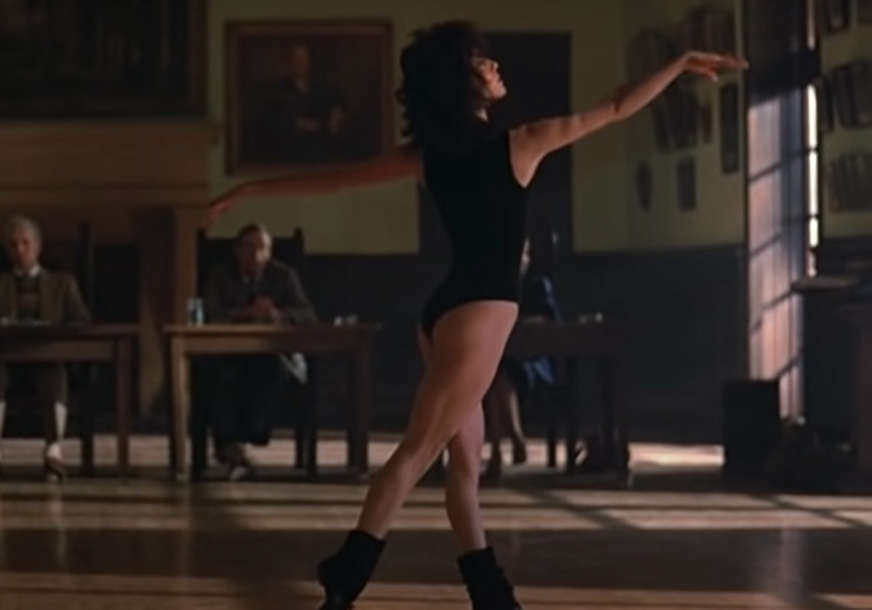 IKONA OSAMDESETIH  Zablistala je u filmu Flešdens, a i danas izgleda kao zmaj (FOTO, VIDEO)