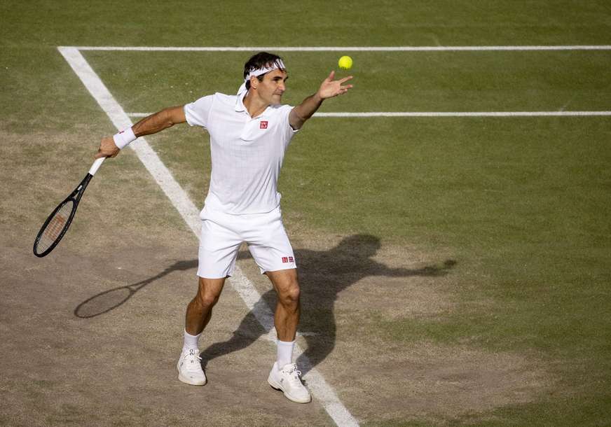 "Prvo je potrebno normalno hodati!" Federer otkrio u kakvom je stanju poslije treće operacije