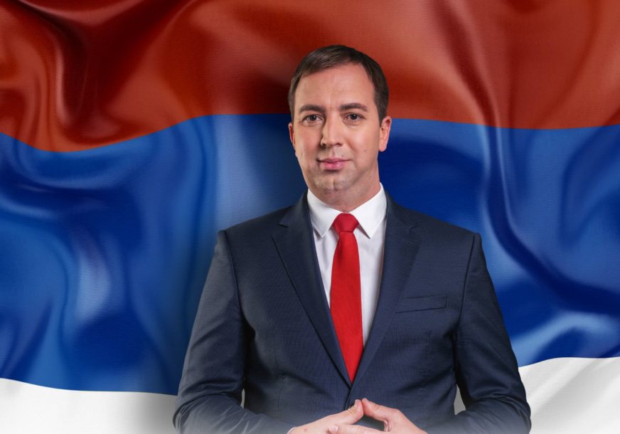 "Jedan narod, jedna zastava" Selak čestitao Dan srpskog jedinstva