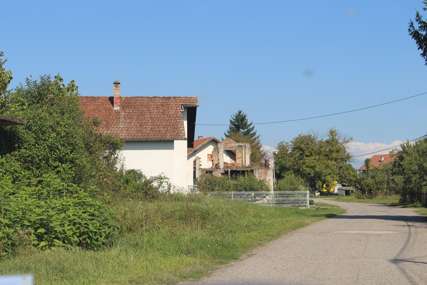 Kuće zatvorene, njive zapuštene: Pusta sela u okolini Broda