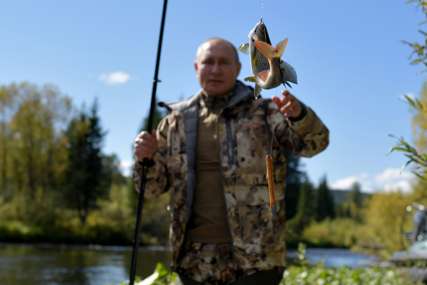 ODMOR U SIBIRU Putin nakon samoizolacije otišao u prirodu, društvo mu pravi uobičajeni pratilac (FOTO)