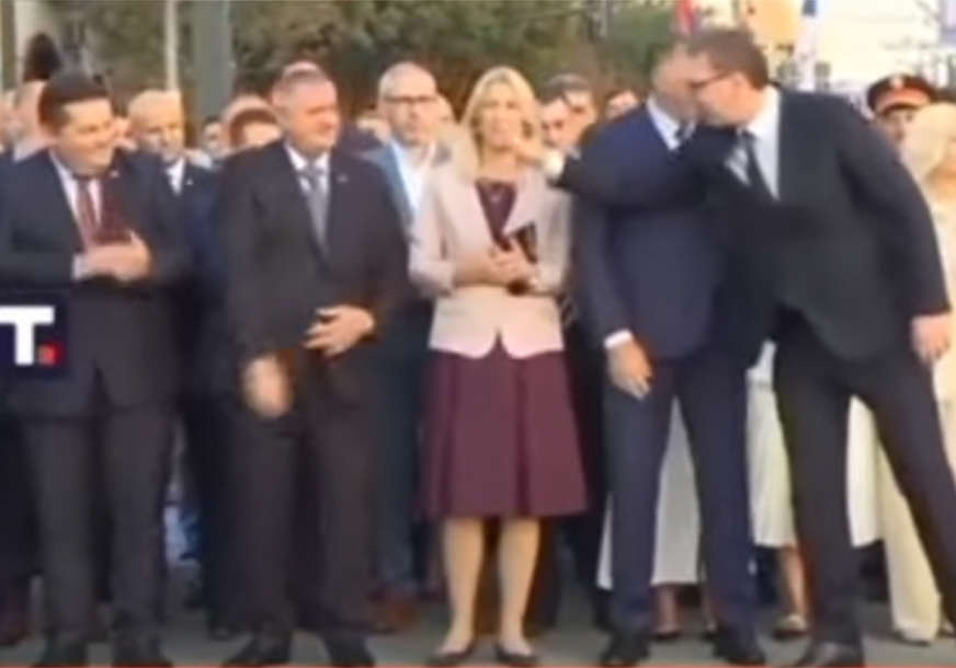 "Nisam primjetio da mi je pružio ruku" Vučić uputio izvinjenje Nenadu Stevandiću (VIDEO)