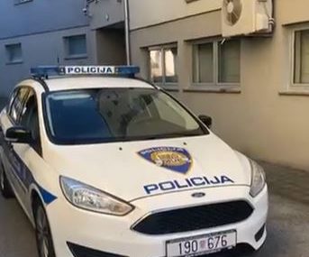 Zagreb zavijen u crno: Otac ubistvo djece najavio na društvenim mrežama (VIDEO)