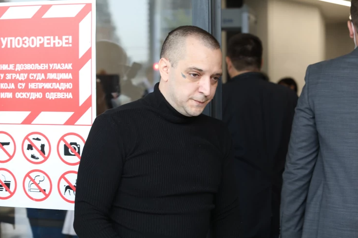 BLIJED I ISPIJEN Marjanović stigao na sud, danas se rješava jedna od najvećih misterija ubistva pjevačice Jelene