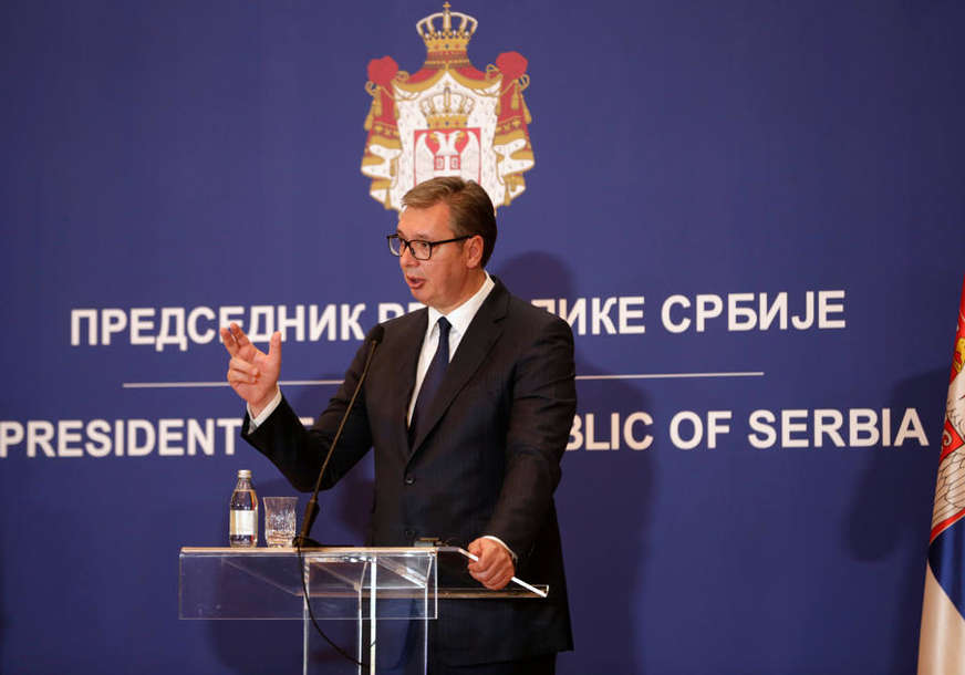 "Nismo daleko od rješenje" Vučić se nadao da će u Briselu na sastanku delegacija Beograda i Prištine biti postignut dogovor