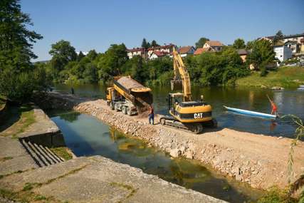 Inicijativa datira još od 2013. godine: Počela izgradnja prvog dajak pristaništa u Banjaluci (FOTO)