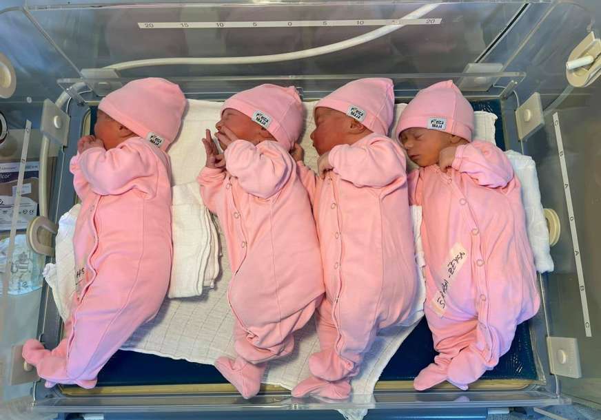 Najljepša vijest iz Nevesinja danas: Za četiri sata rođene četiri djevojčice (FOTO)