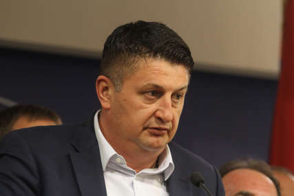 Radović poslao oštru poruku Kovačeviću “Ja sam pogriješio jednu riječ, a ti političko opredjeljenje” (FOTO)