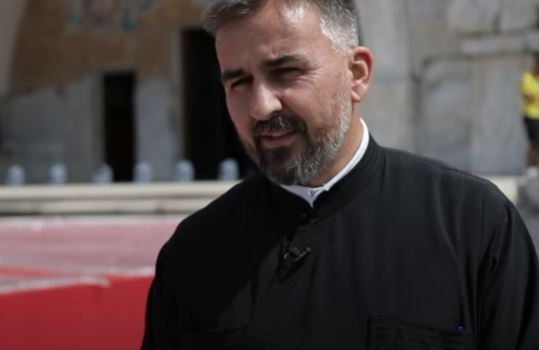 "Neće biti izmiještanja" Protojerej Pejović o ustoličenju mitropolita Joanikija