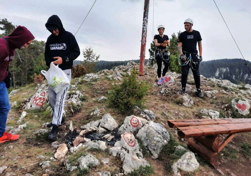Akcija na području Sokoca: Planinari i sportisti čistili opštinu