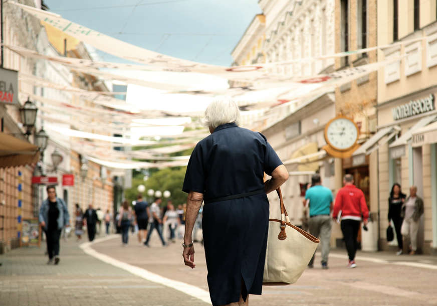 "IGRAONICA" ZA NAJSTARIJU POPULACIJU Penzioneri često usamljeni, nemaju sa kim da provedu dan (FOTO)