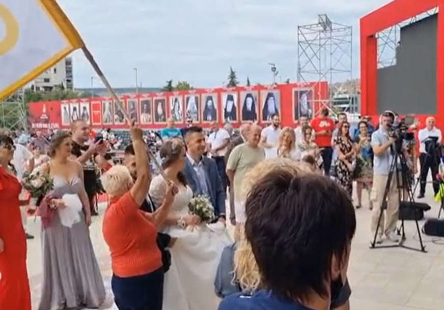 VESELO U PODGORICI Prva svadba nakon ustoličenja mitropolita Joanikija (VIDEO)