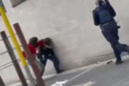 PRETUKAO POLICAJKU Muškarac prekršio zabranu kretanja pa napao ženu (VIDEO)
