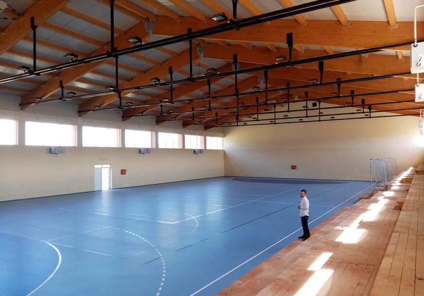 Izgradnja duga 12 godina: Oštra Luka napokon dobija sportsku dvoranu