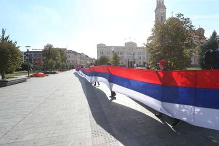 Proslava Dana Republike: Udruženi pod zastavom Srpske, NAJDUŽOM U EVROPI