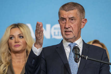 ANDREJ BABIŠ PRIZNAO PORAZ Češka vlada podnijela ostavku