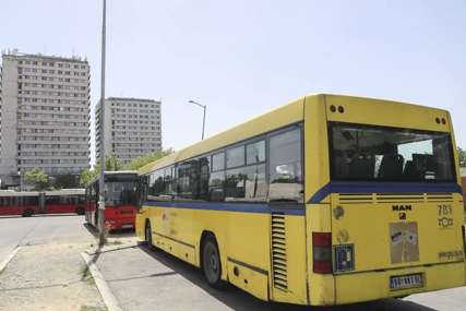 "Čitav autobus je smrdio na rakiju" Ovo su riječi kojima Petra opisuje vožnju autobusom do Crne Gore