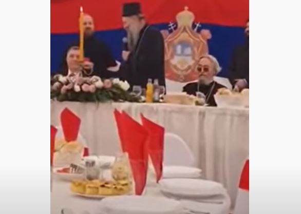 "Kako da te zovem predsjedniče, kad nisi predsjednik ničega?" Patrijarh Porfirije je ovo  upitao Dodika u Prijedoru (VIDEO)