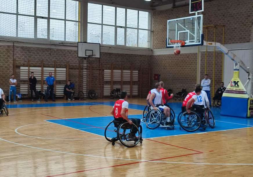 "Socijalna inkluzija je neophodna" Bijeljina domaćin prvog kola Balkanske lige košarke u kolicima (FOTO)
