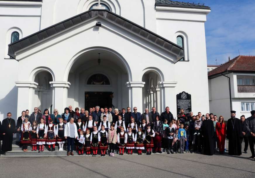 Oktobarske svečanosti slobode: U Brodu održano "Pokrovsko pjesničko saborovanje" i promocija zbornika