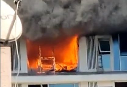Buktinja napravila haos: Požar buknuo u luksuznom neboderu, jedna osoba poginula (VIDEO)