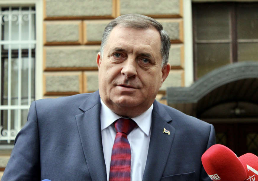 "Samo JAUČE I KMEČI kad dođe na sastanak" Dodik poručio da sa Izetbegovićem nema nikakvih dogovora (VIDEO)