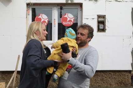 Godinama predana HUMANOM RADU: Tamara Grujić sa mužem i bebom u kamperu putuje i radi