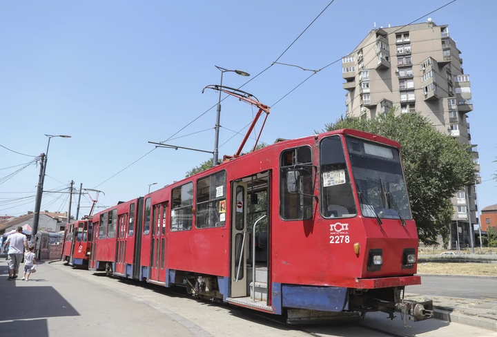 UŽAS U BEOGRADU Tijelo žene pronađeno u tramvaju u centru grada