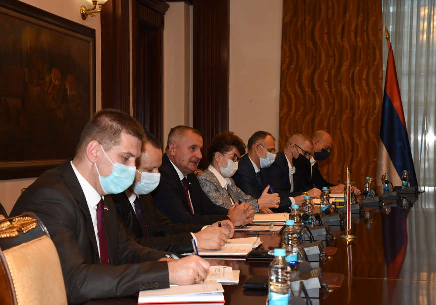 "Domaća privreda pokazuje znakove oporavka" Višković razgovarao sa predstavnicima Unije udruženje poslodavaca
