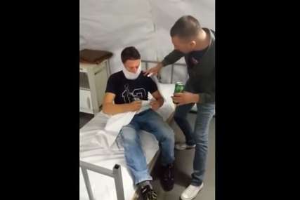 SKANDAL U HRVATSKOJ  Pili, snimali se i glumili doktore u šatoru kovid-bolnice (VIDEO)