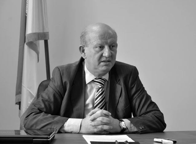 IZGUBIO BITKU S KORONOM Preminuo Zoran Stanković, bivši ministar zdravlja i odbrane Srbije